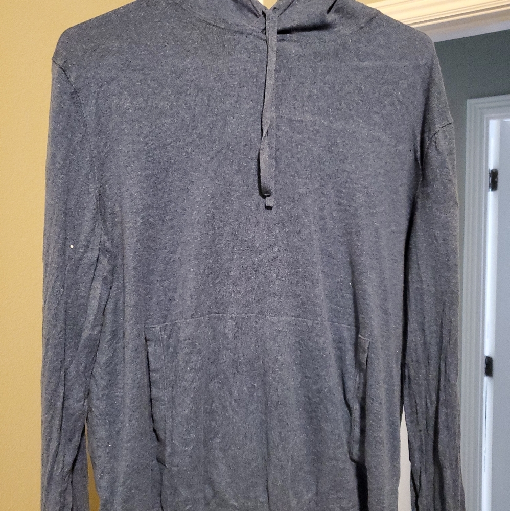 Hooded shirt
